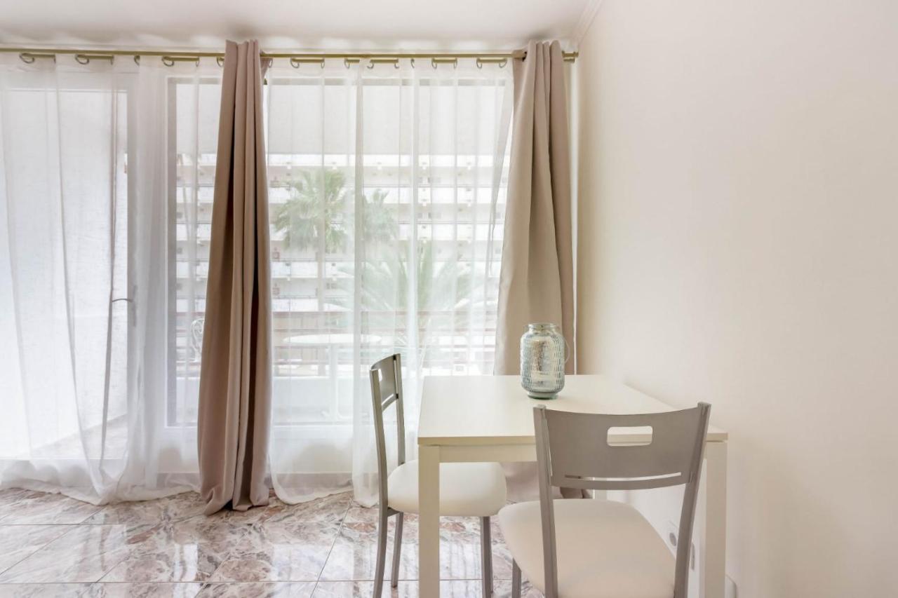 Tenerife Olympia Apart Hotel-Playa De Las Americas. Balcony, Sea View & Pool Exterior foto